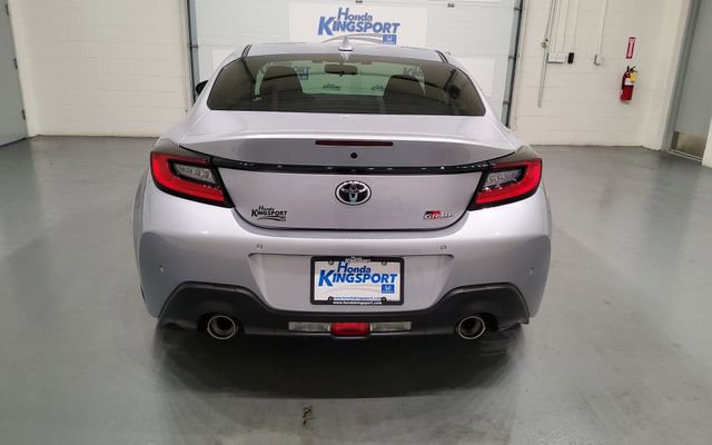 Used 2025 Toyota GR86 w/ Performance Package RWD image 11