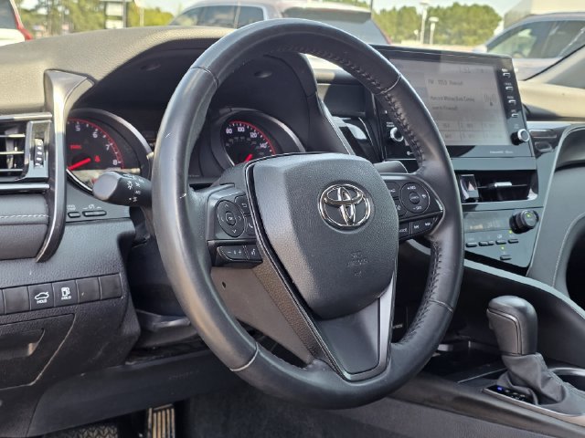 Used 2023 Toyota Camry XSE FWD image 24