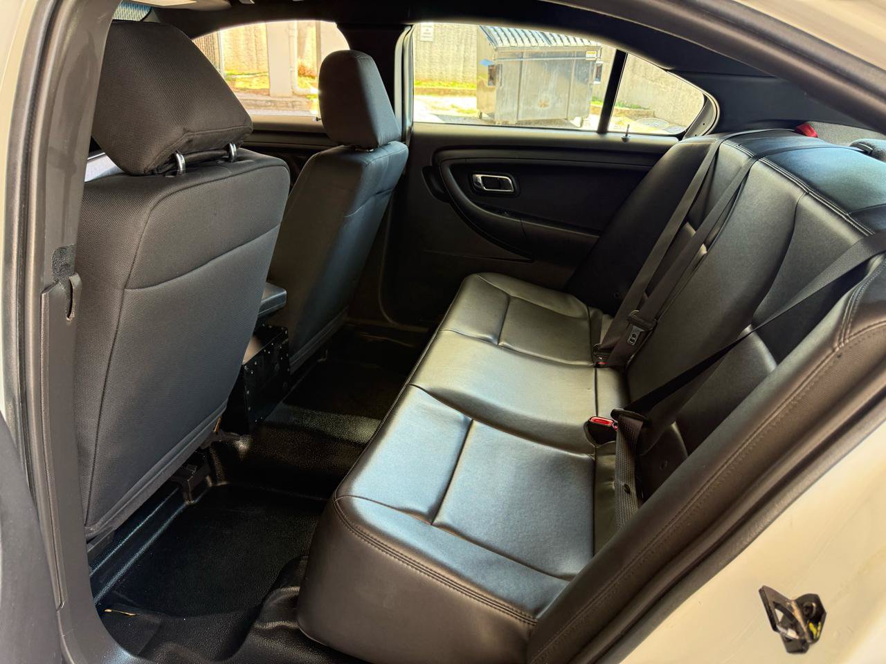 Used 2018 Ford Taurus Police Interceptor w/ Ready For The Road Package FWD image 4