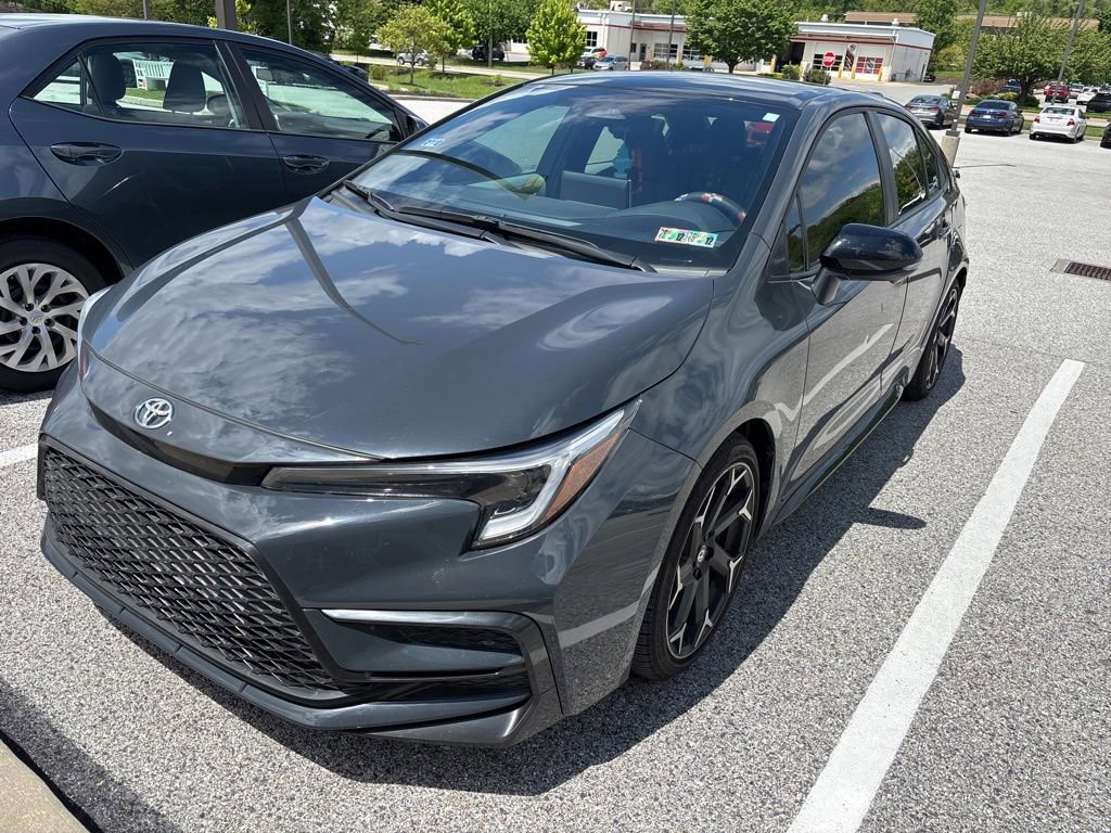 Used 2025 Toyota Corolla FX w/ Convenience Package FWD image 2