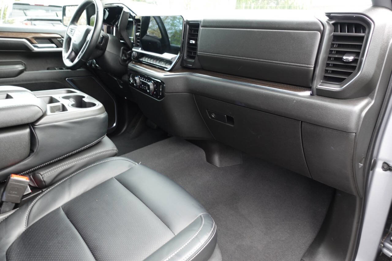 Used 2023 Chevrolet Silverado 1500 LT AWD/4WD image 37