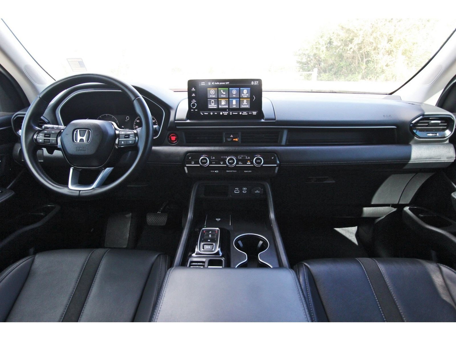 Used 2025 Honda Pilot EX-L image 10