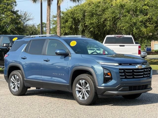 Used 2025 Chevrolet Equinox LT w/ Convenience Package II FWD image 7