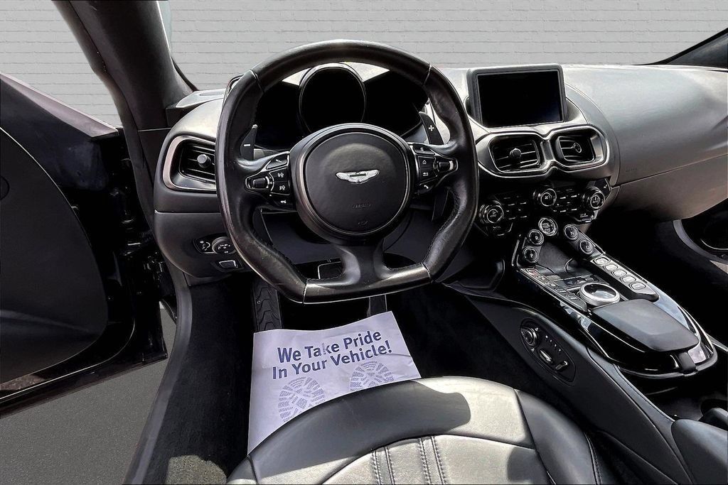 Used 2019 Aston Martin V8 Vantage Coupe RWD image 8