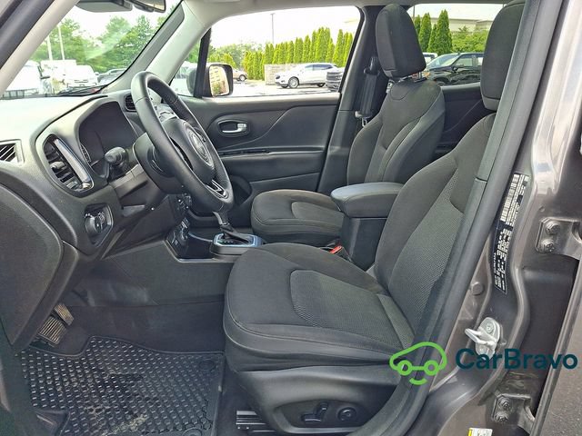 Used 2019 Jeep Renegade Altitude w/ UConnect 8.4 Nav Group AWD/4WD image 14