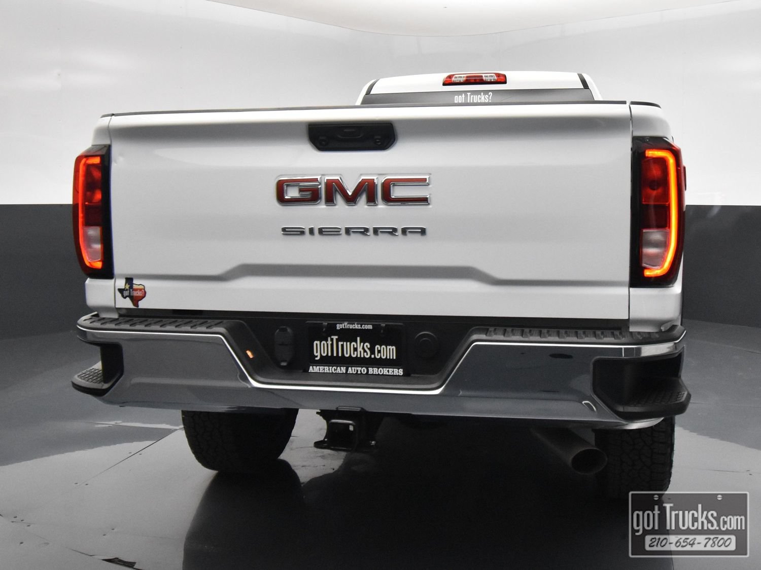 Used 2024 GMC Sierra 2500 Pro w/ Convenience Package RWD image 6