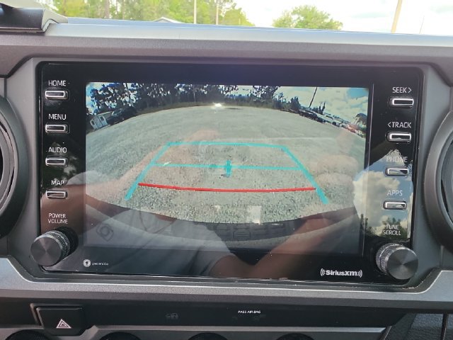 Used 2020 Toyota Tacoma TRD Sport AWD/4WD image 18
