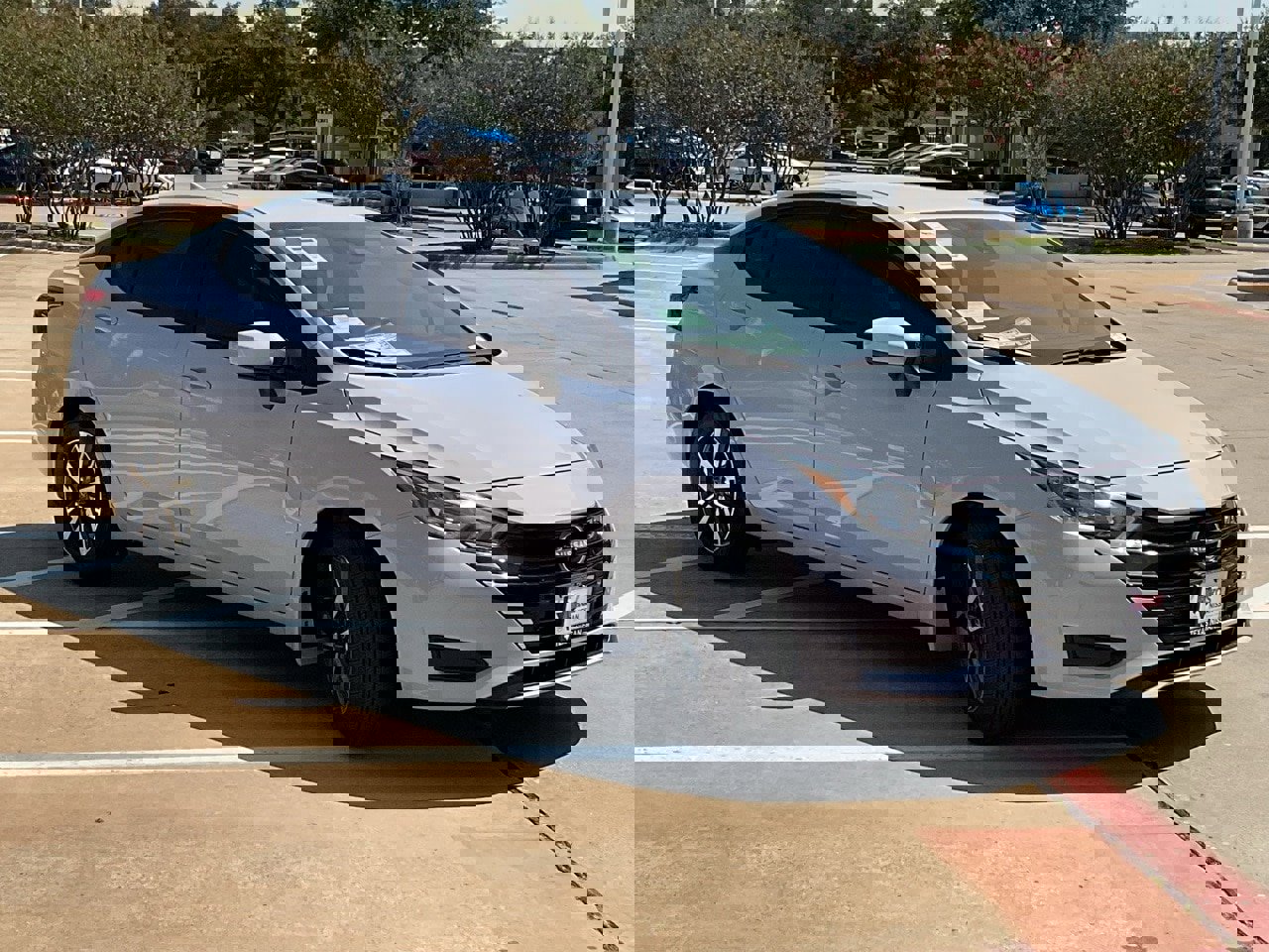 New 2025 Nissan Versa SV w/ Trunk Package image 4