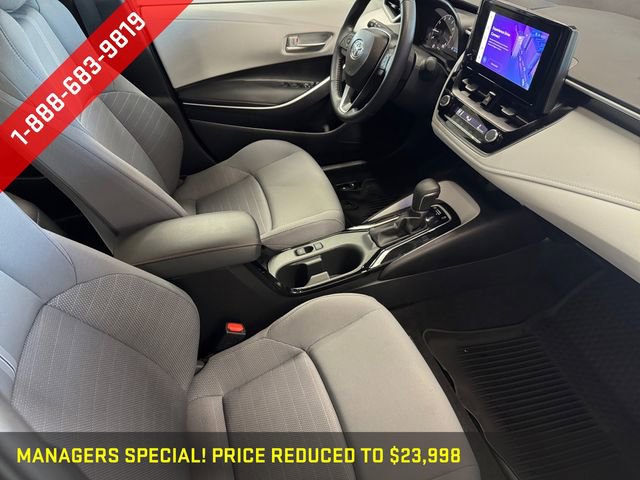 Used 2025 Toyota Corolla SE w/ Convenience Package FWD image 4