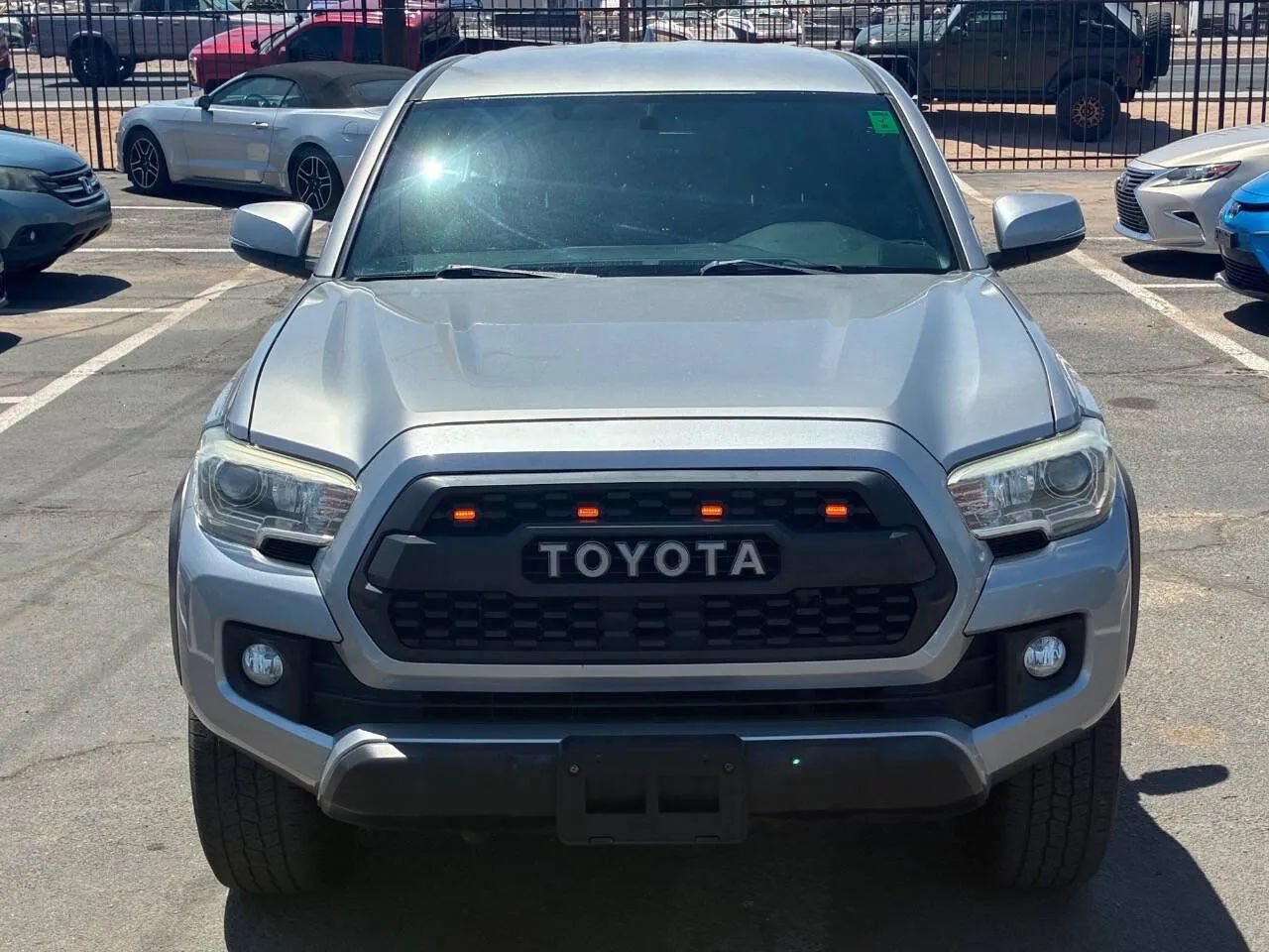 Used 2017 Toyota Tacoma TRD Off-Road w/ Tow Package RWD image 13