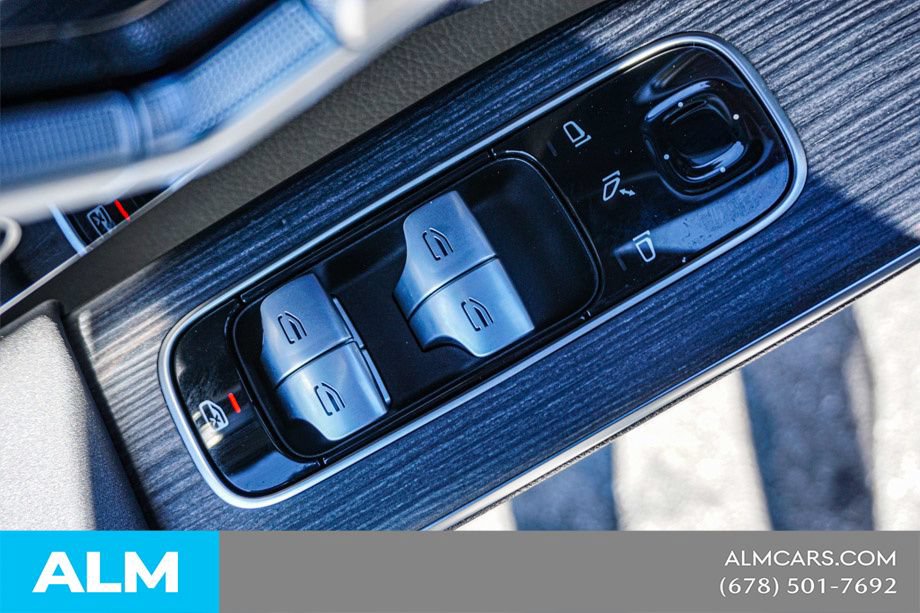 Used 2022 Mercedes-Benz EQS 580 4MATIC Sedan image 46