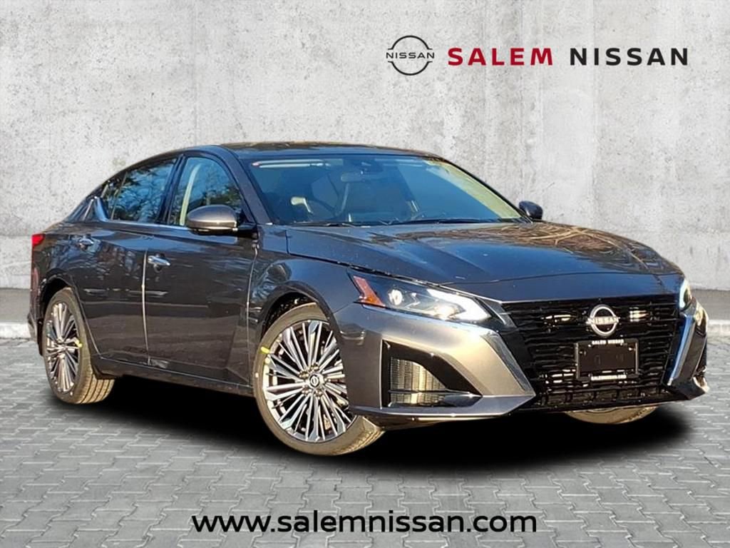 New 2025 Nissan Altima 2.5 SL image 1