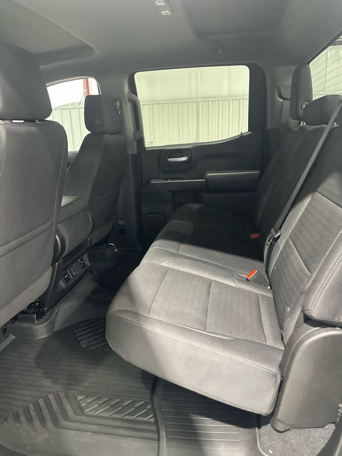 Used 2026 Chevrolet Silverado 1500 Custom Trail Boss w/ LPO, Dark Essentials Package AWD/4WD image 16