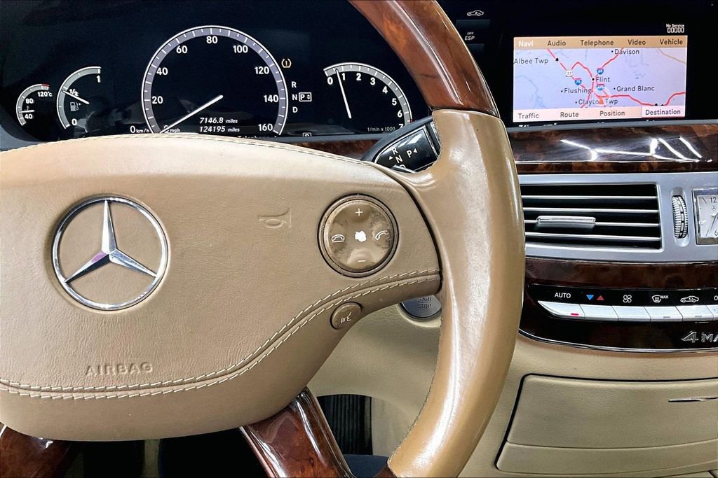 Used 2009 Mercedes-Benz S 550 4MATIC image 12