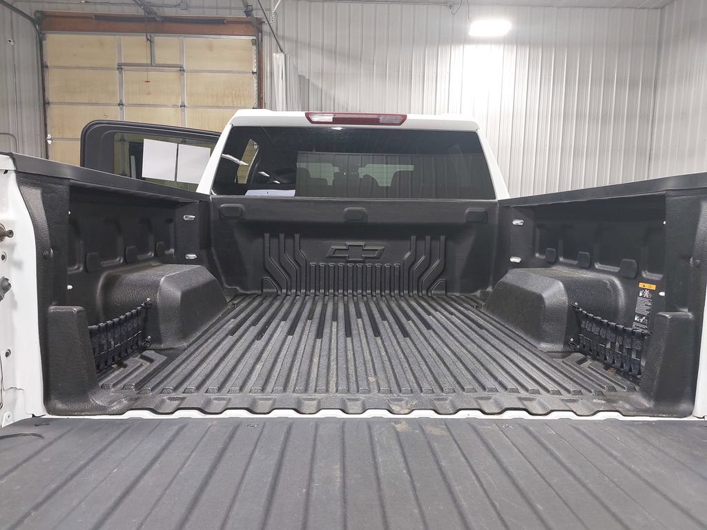 Used 2024 Chevrolet Silverado 1500 LT AWD/4WD image 12