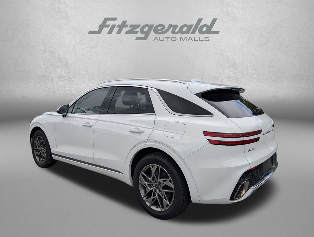 Used 2023 Genesis GV70 2.5T w/ Select Package AWD/4WD image 9
