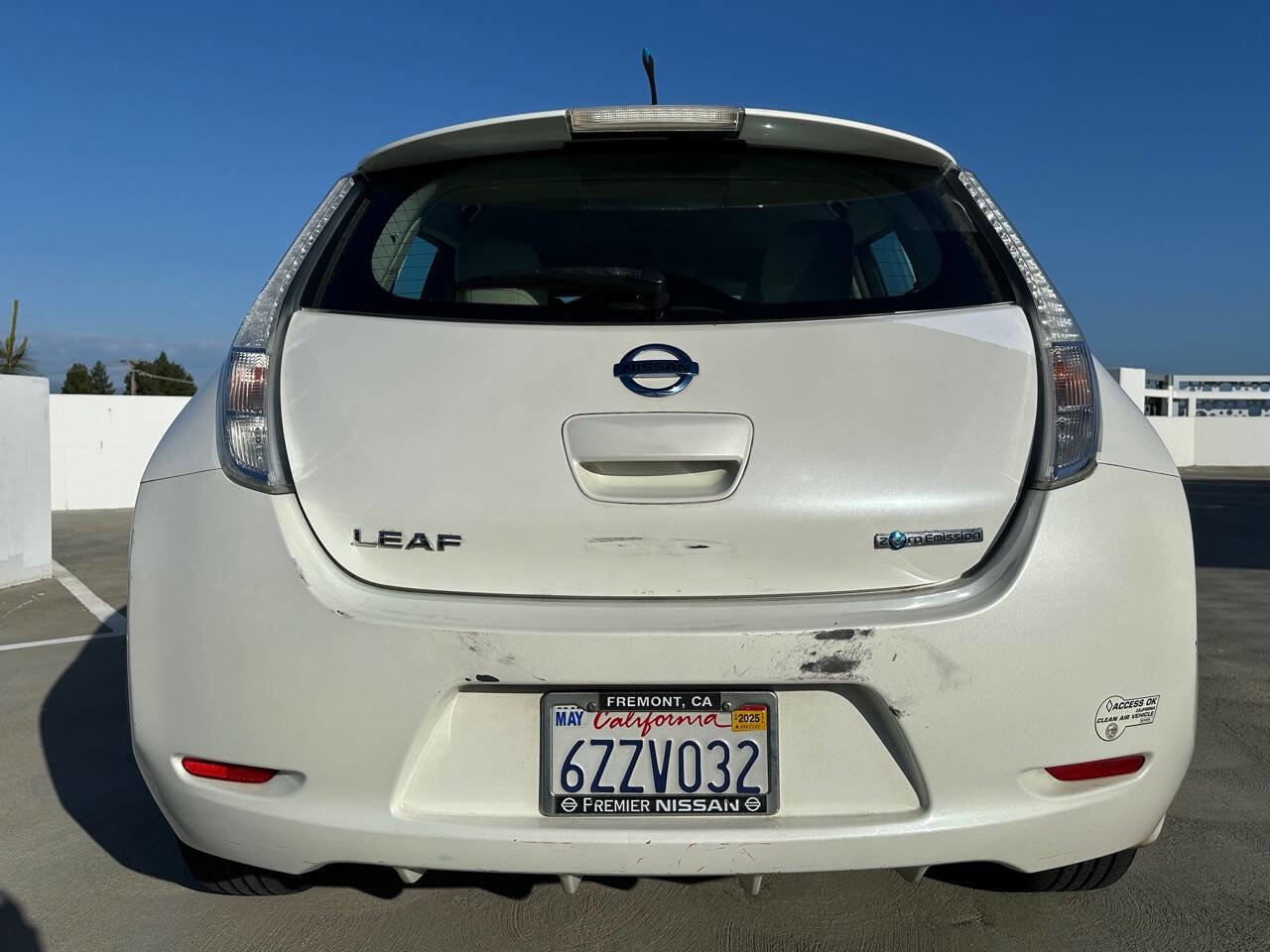 Used 2013 Nissan Leaf SV FWD image 11