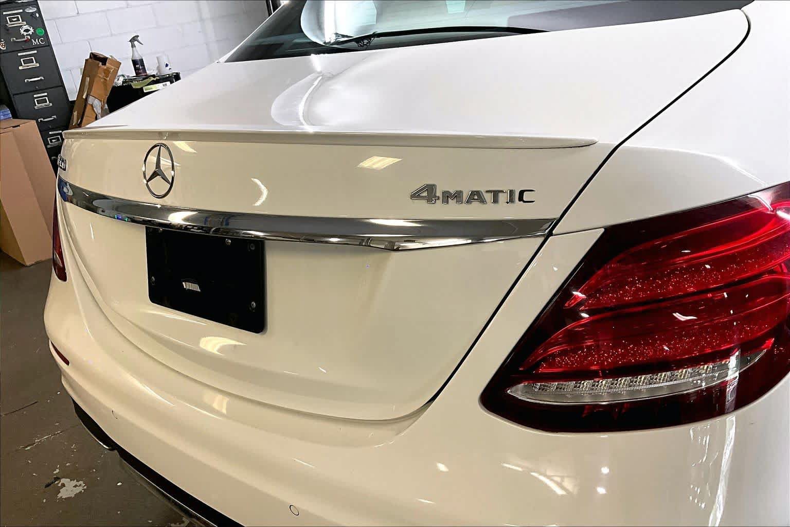 Certified 2017 Mercedes-Benz E 300 4MATIC image 10