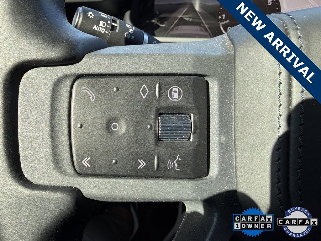 Used 2024 Land Rover Defender 110 X-Dynamic SE image 17