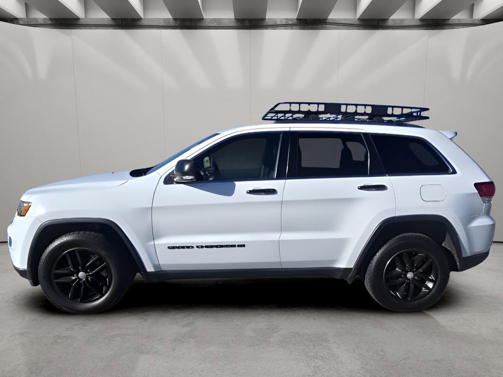 Used 2022 Jeep Grand Cherokee Limited image 2