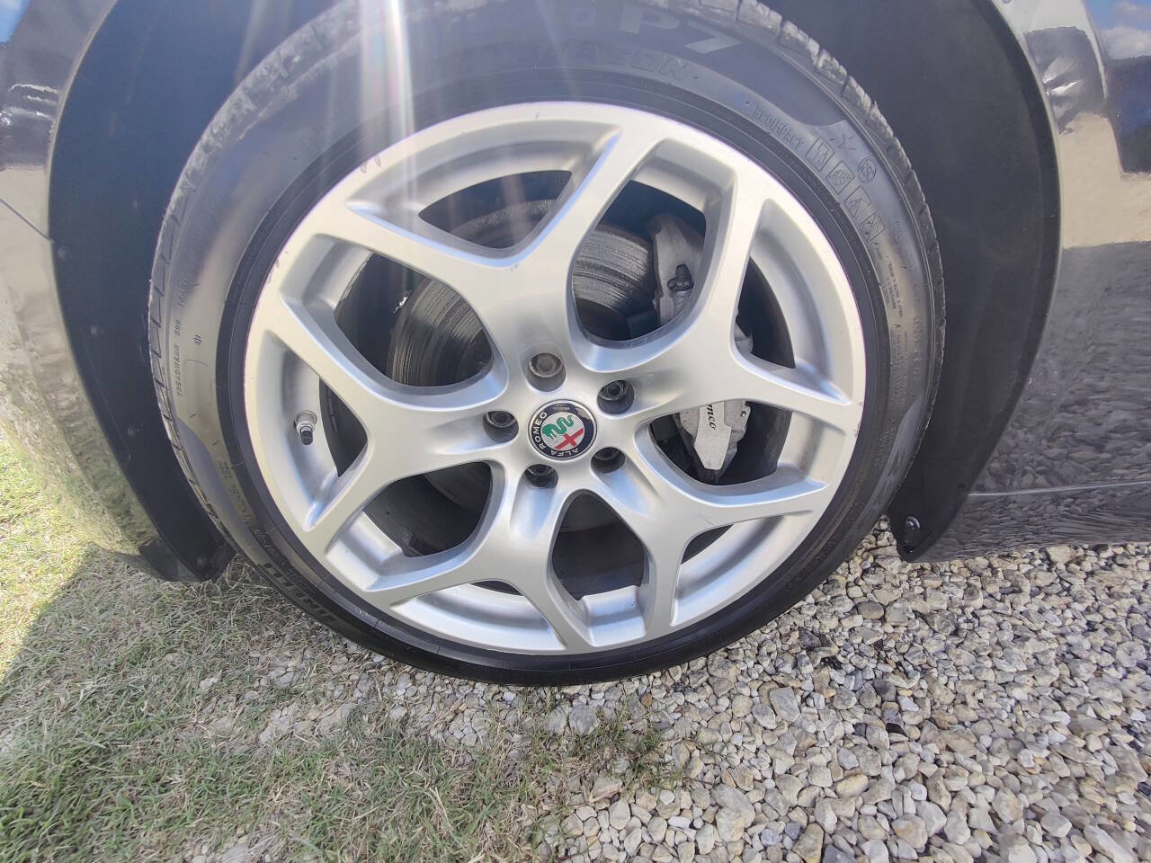 Used 2018 Alfa Romeo Giulia Ti w/ TI Performance Package image 20