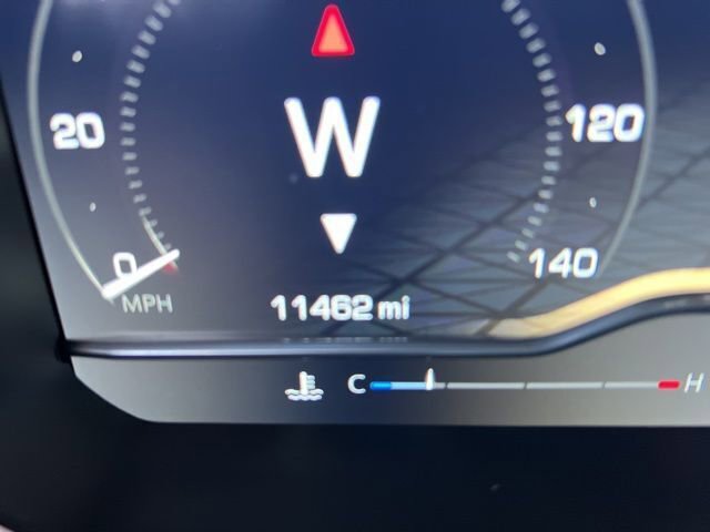 Used 2023 GMC Sierra 1500 Elevation w/ Preferred Package image 12