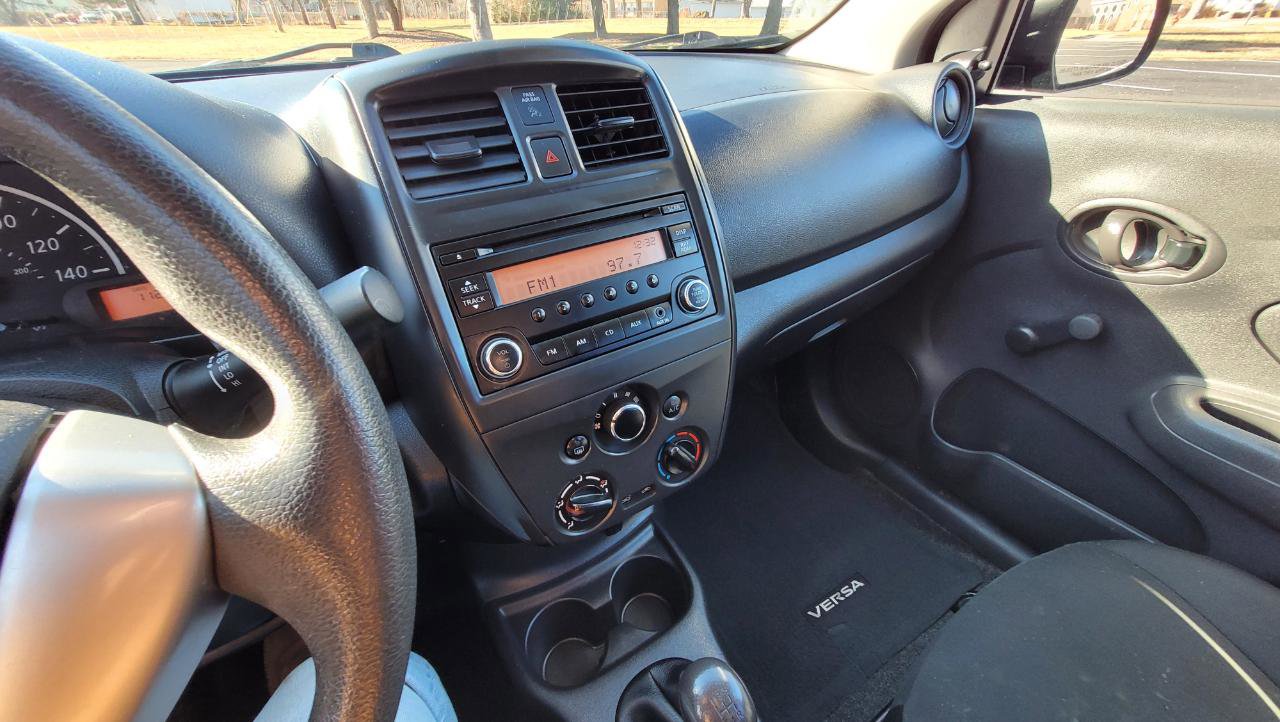 Used 2015 Nissan Versa S image 13
