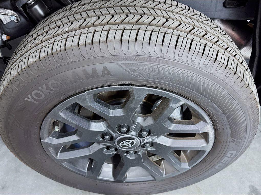 New 2025 Toyota Tundra Platinum image 30