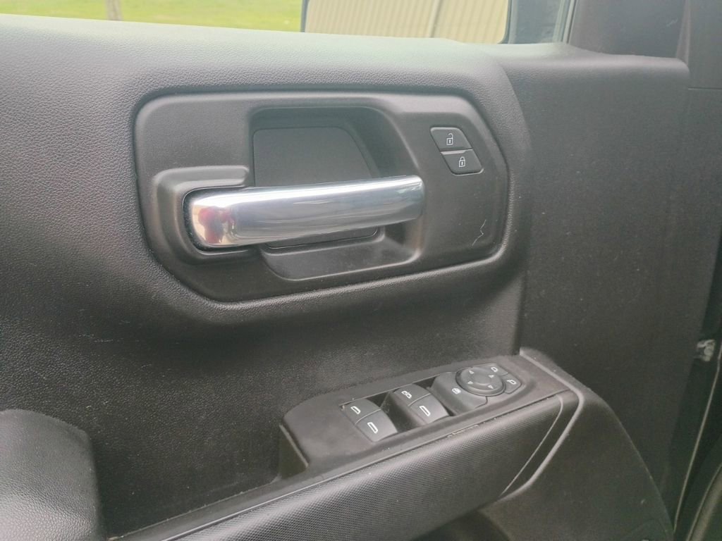 Used 2020 Chevrolet Silverado 1500 Custom Trail Boss w/ Custom Convenience Package image 13