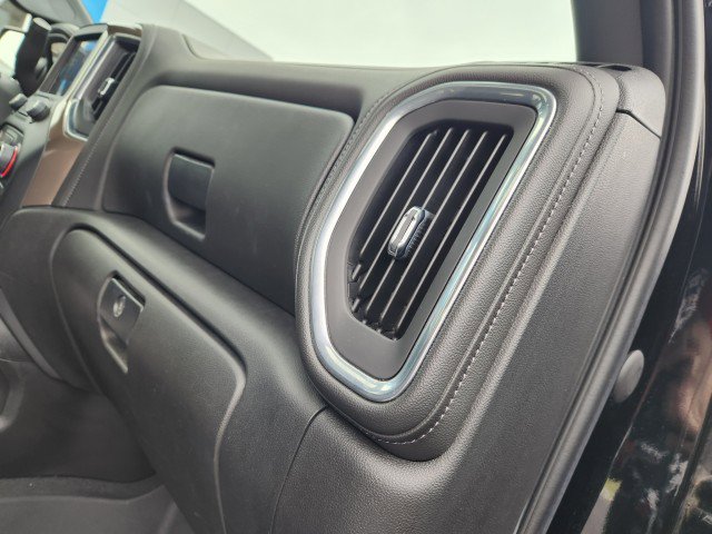 Used 2022 Chevrolet Silverado 1500 High Country image 16