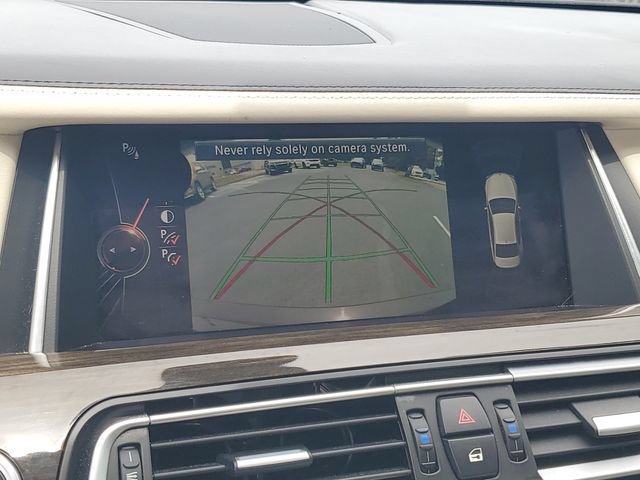 Used 2015 BMW 750Li RWD image 26