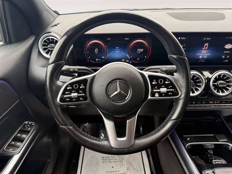 Used 2022 Mercedes-Benz GLA 250 4MATIC w/ Premium Package Lite image 14