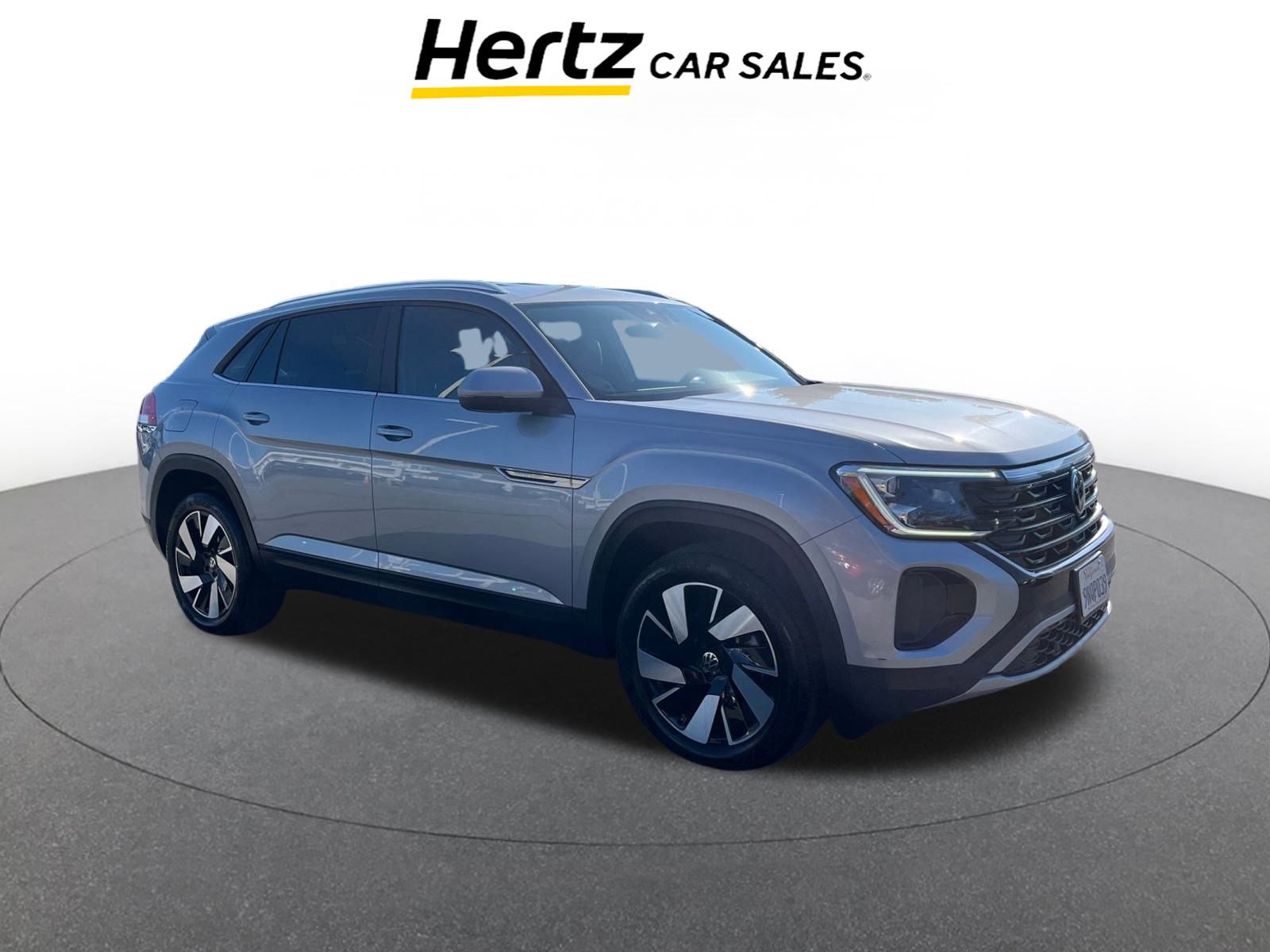 Used 2025 Volkswagen Atlas Cross Sport SE image 1