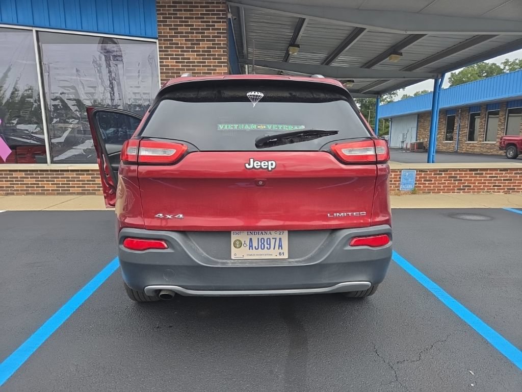 Used 2016 Jeep Cherokee Limited AWD/4WD image 3
