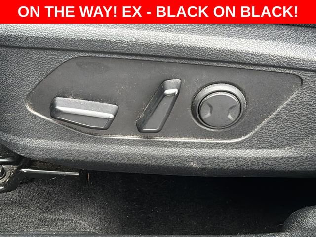 Used 2023 Kia Sportage EX image 16