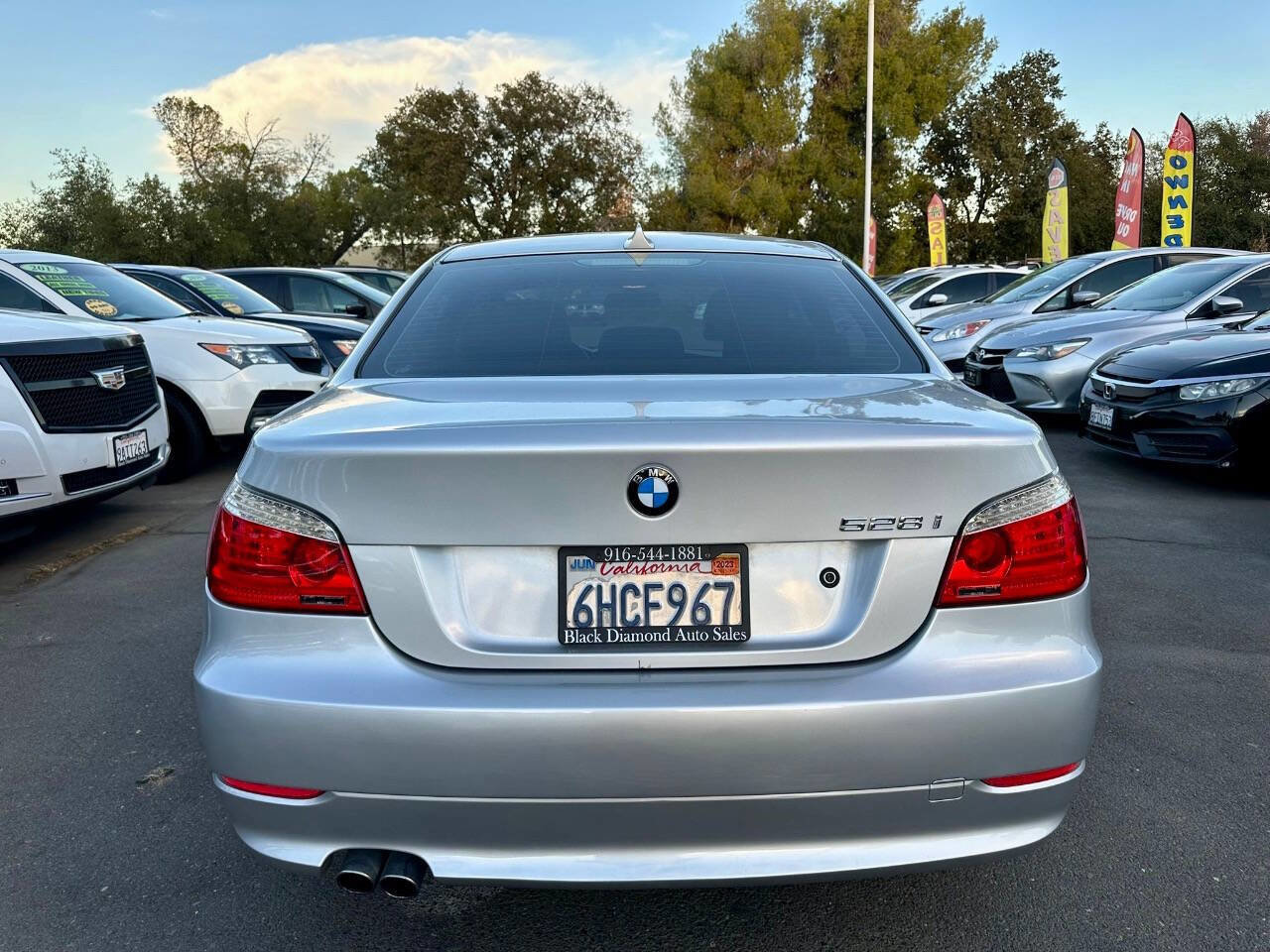 Used 2009 BMW 528i xDrive Sedan image 6