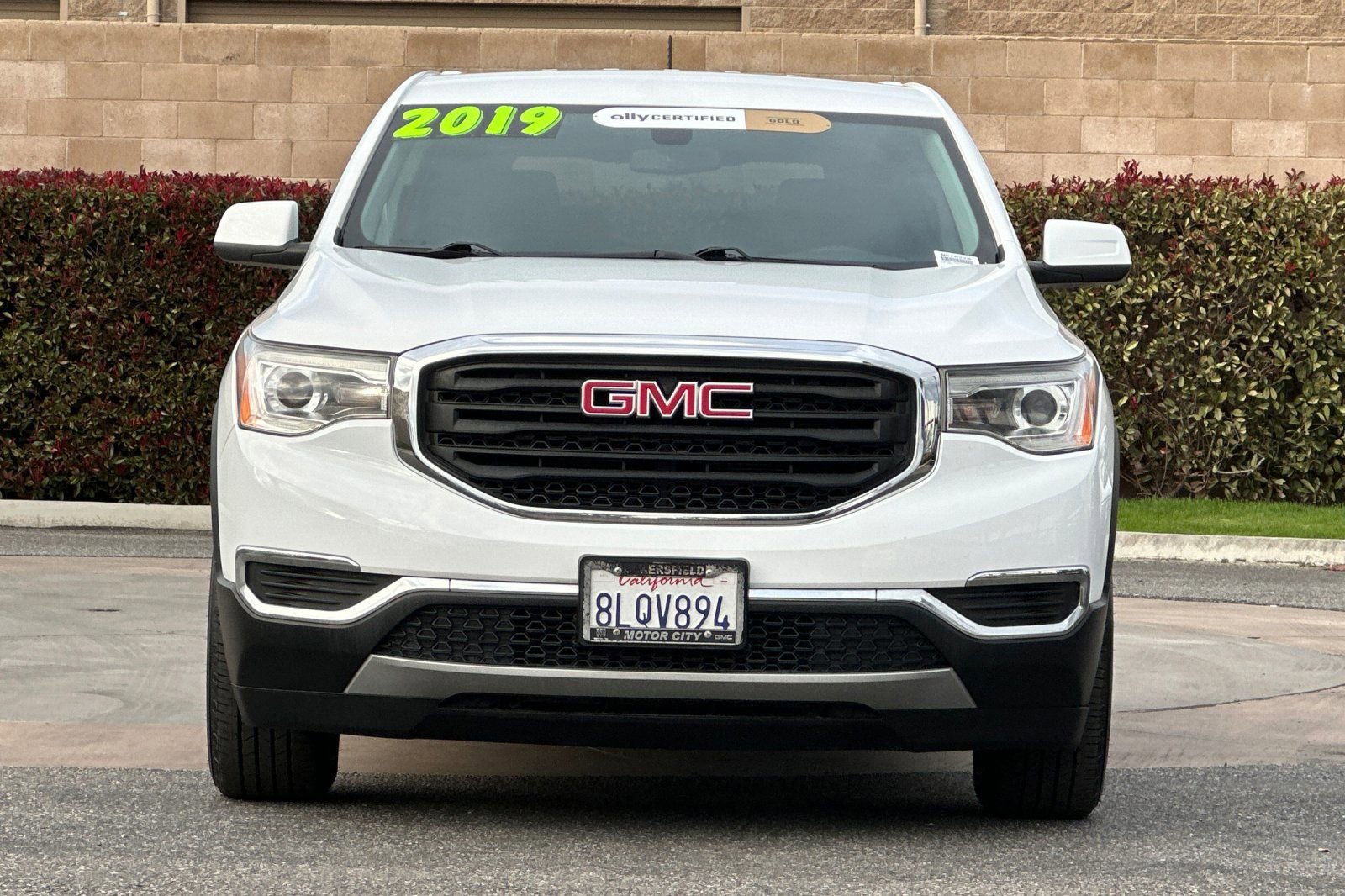 Used 2019 GMC Acadia SLE w/ LPO, Cargo Package image 9