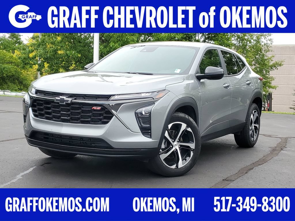 Used 2024 Chevrolet Trax RS w/ Sunroof Package FWD image 1