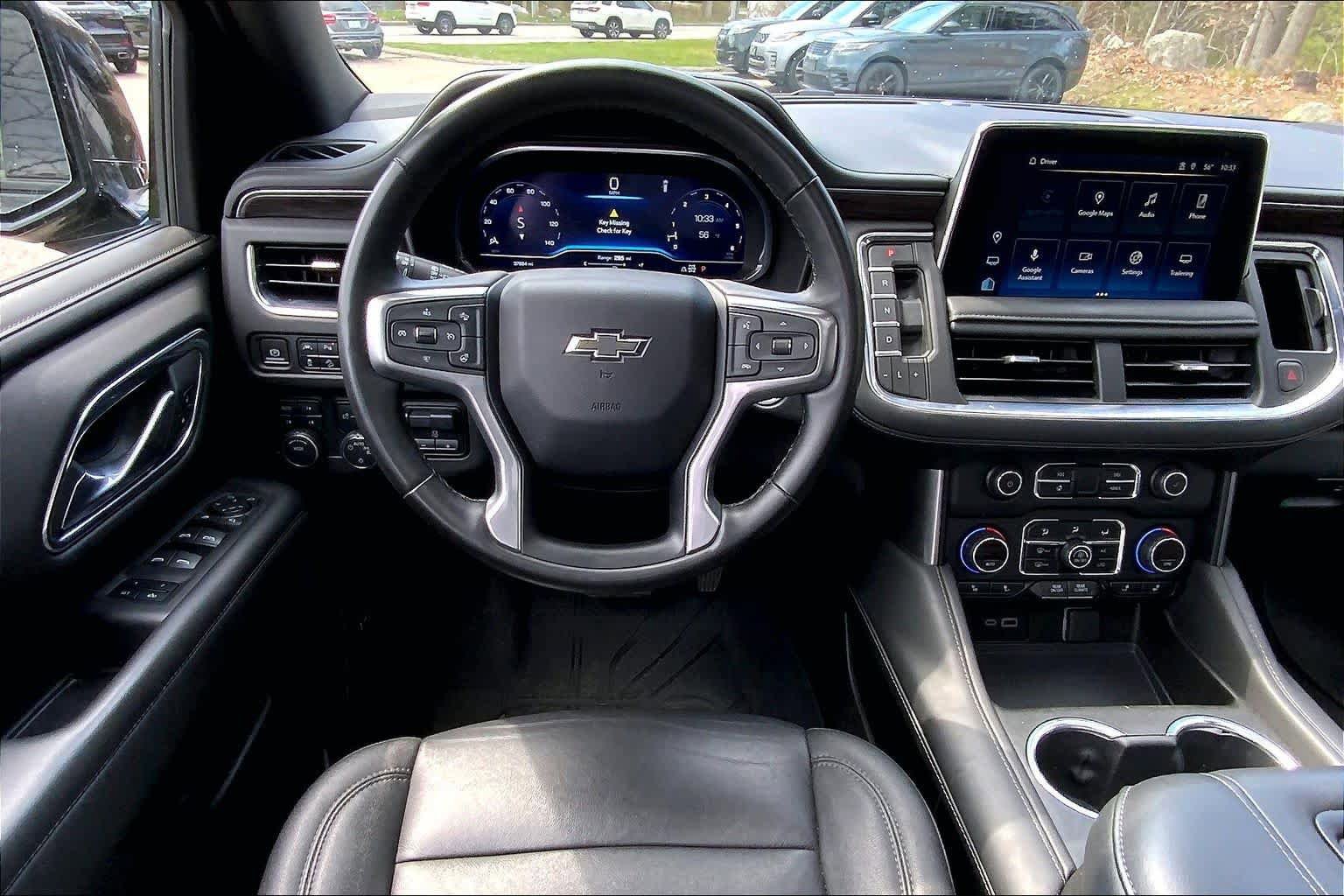 Used 2023 Chevrolet Suburban Z71 w/ Luxury Package AWD/4WD image 6