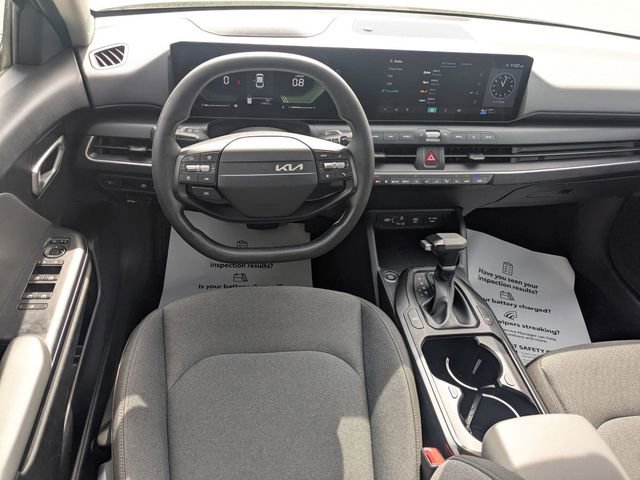 Used 2025 Kia K4 LXS image 29