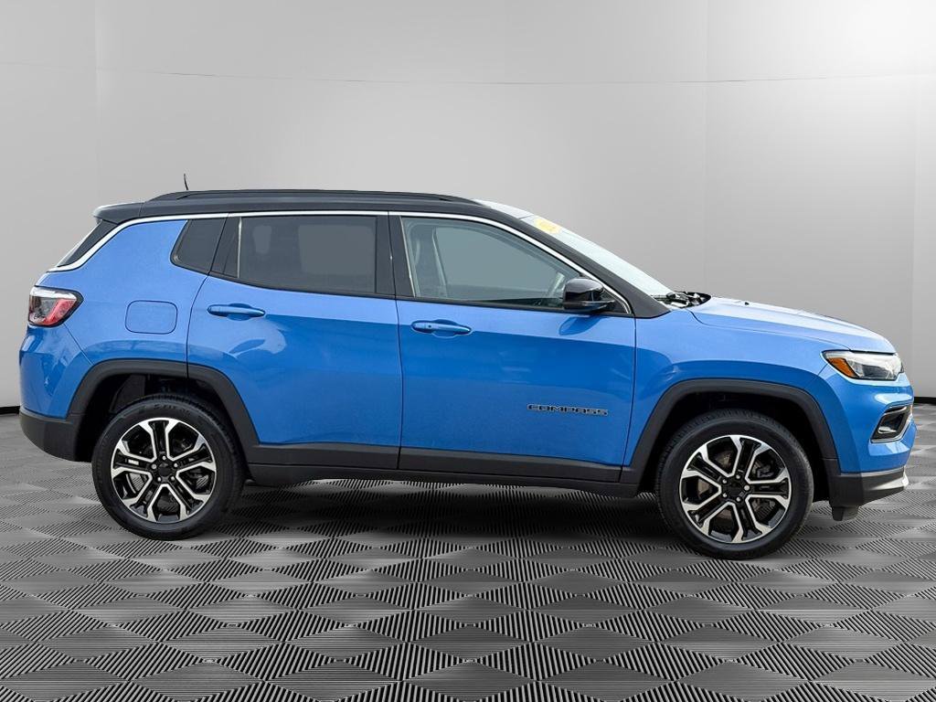 Used 2023 Jeep Compass Limited image 7