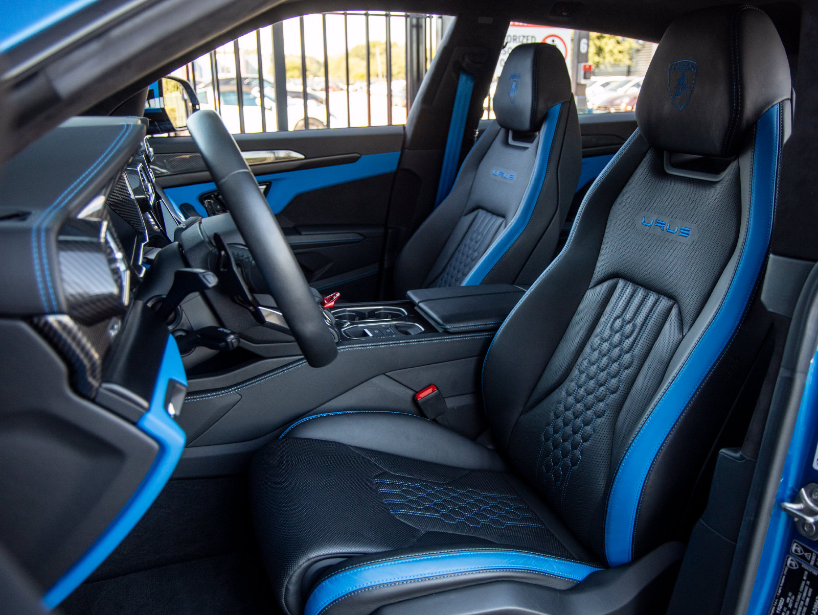 Used 2024 Lamborghini Urus S AWD/4WD image 24