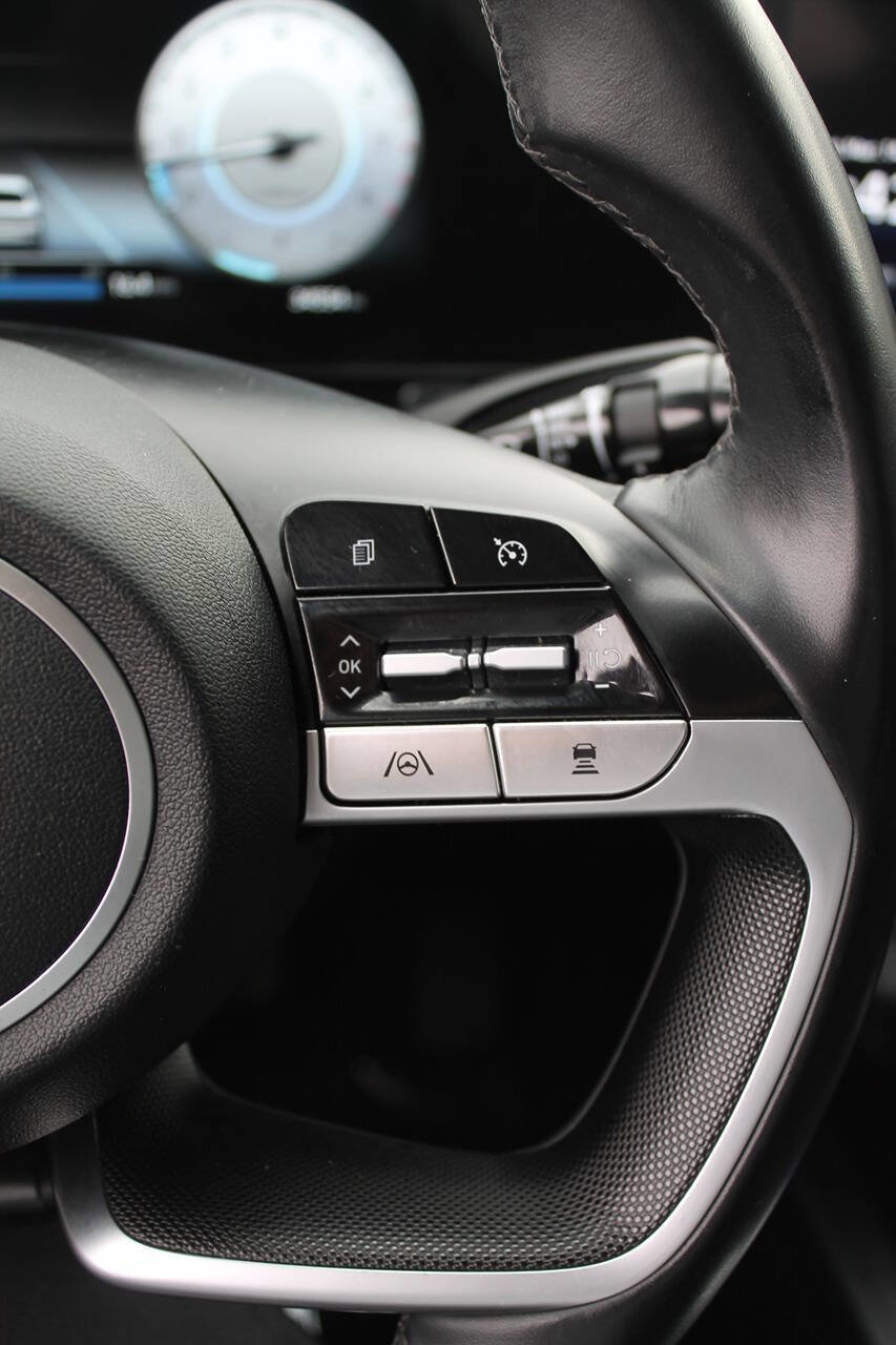 Used 2023 Hyundai Elantra SEL w/ Convenience Package image 25