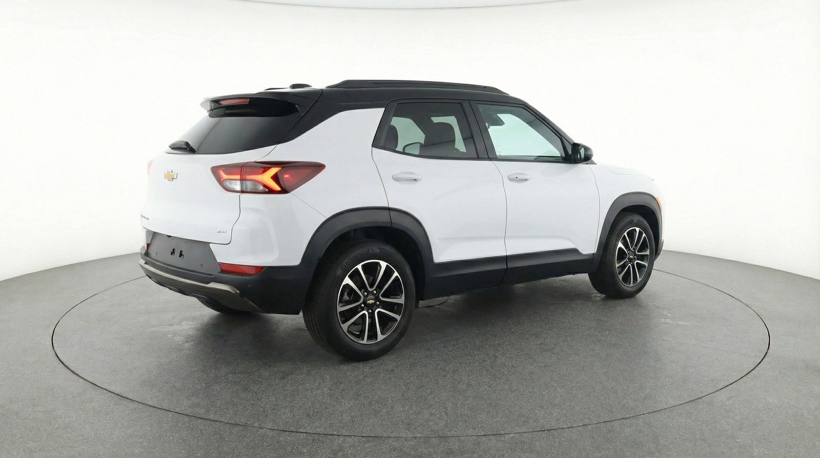 Used 2025 Chevrolet TrailBlazer LT FWD image 7
