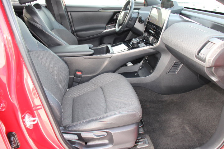 Used 2023 Toyota bZ4X XLE image 18