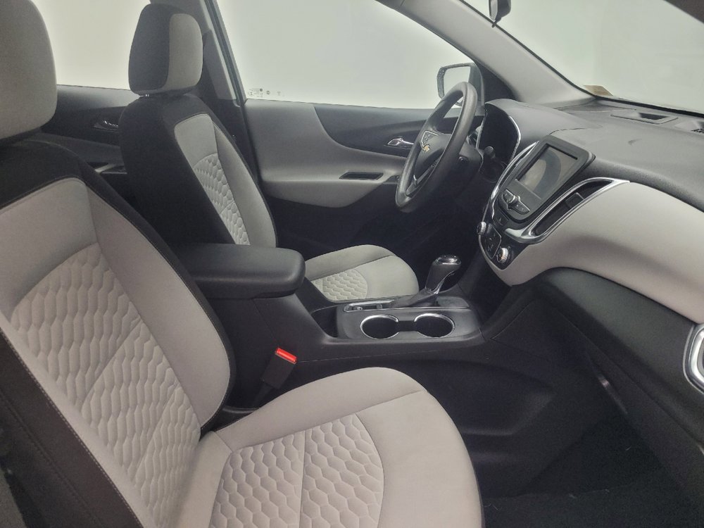 Used 2021 Chevrolet Equinox LS image 21