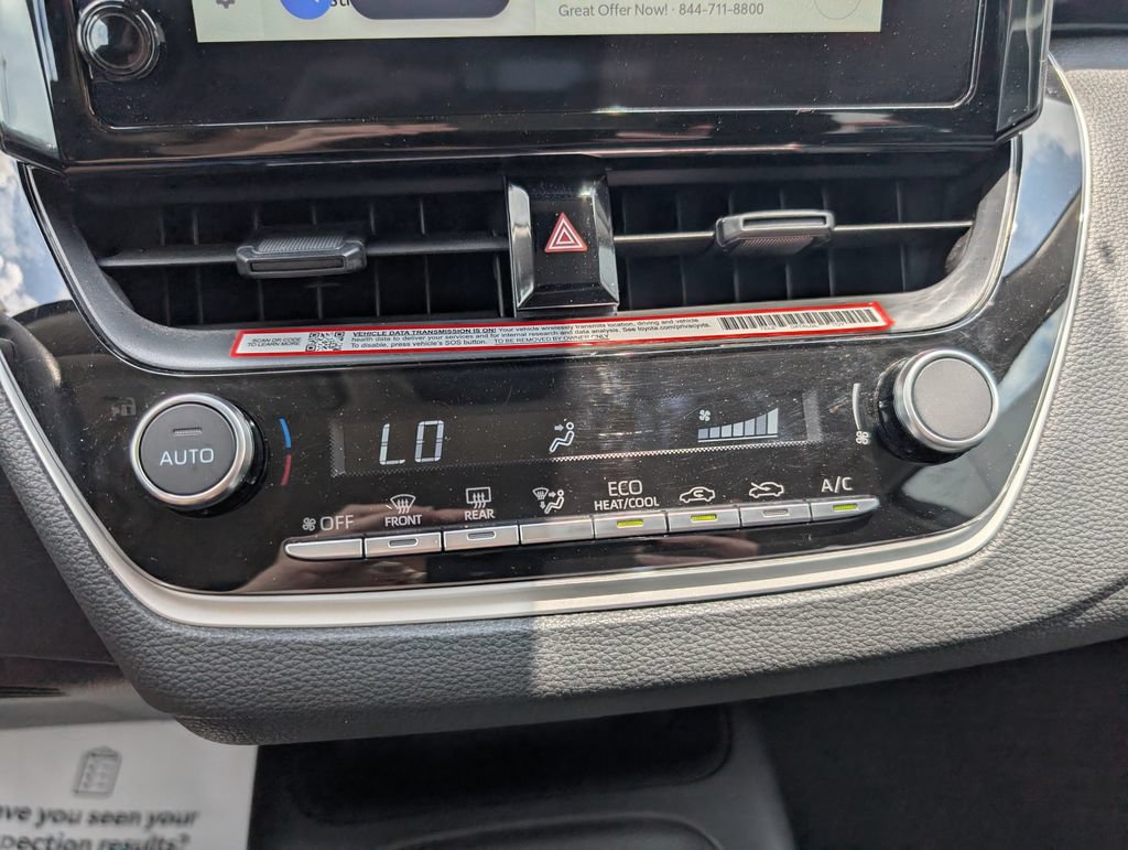 Used 2025 Toyota Corolla LE FWD image 15
