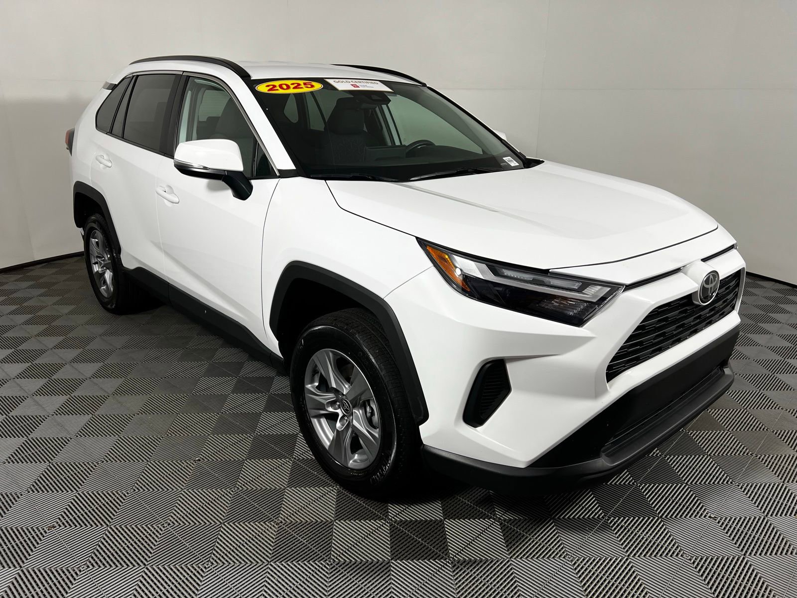 Certified 2025 Toyota RAV4 XLE AWD/4WD image 3