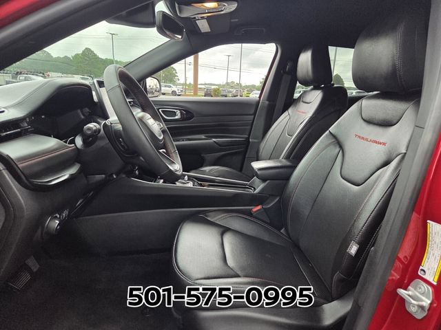 Used 2025 Jeep Compass Trailhawk w/ Trailhawk Elite Group AWD/4WD image 9