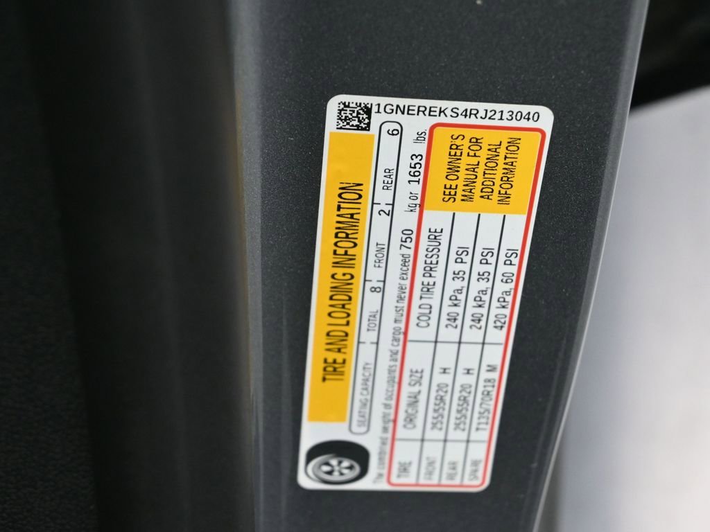 Used 2024 Chevrolet Traverse LS w/ Midnight/Sport Edition image 9